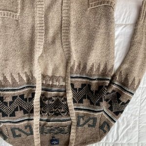 American eagle sweater